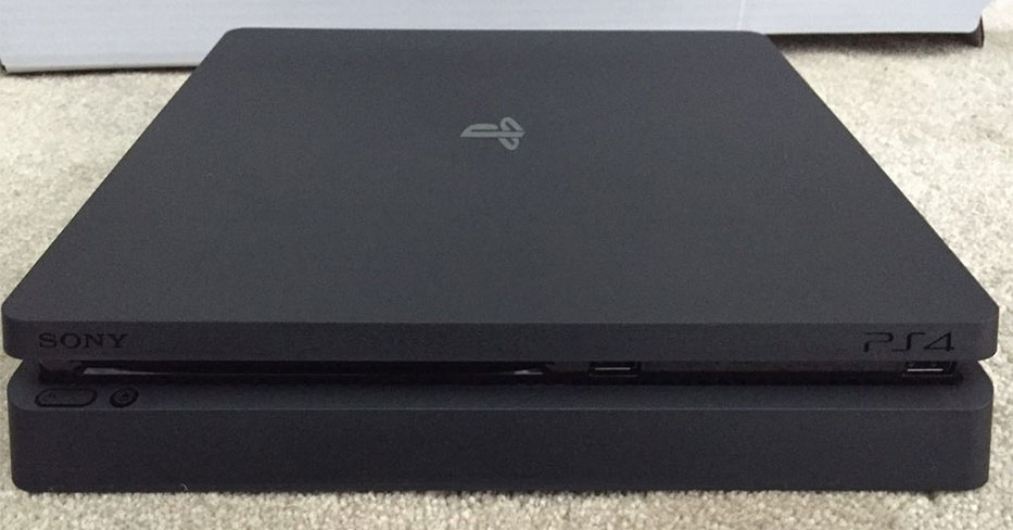 PS4 Slim